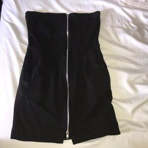 cute black mini dress with pockets!!